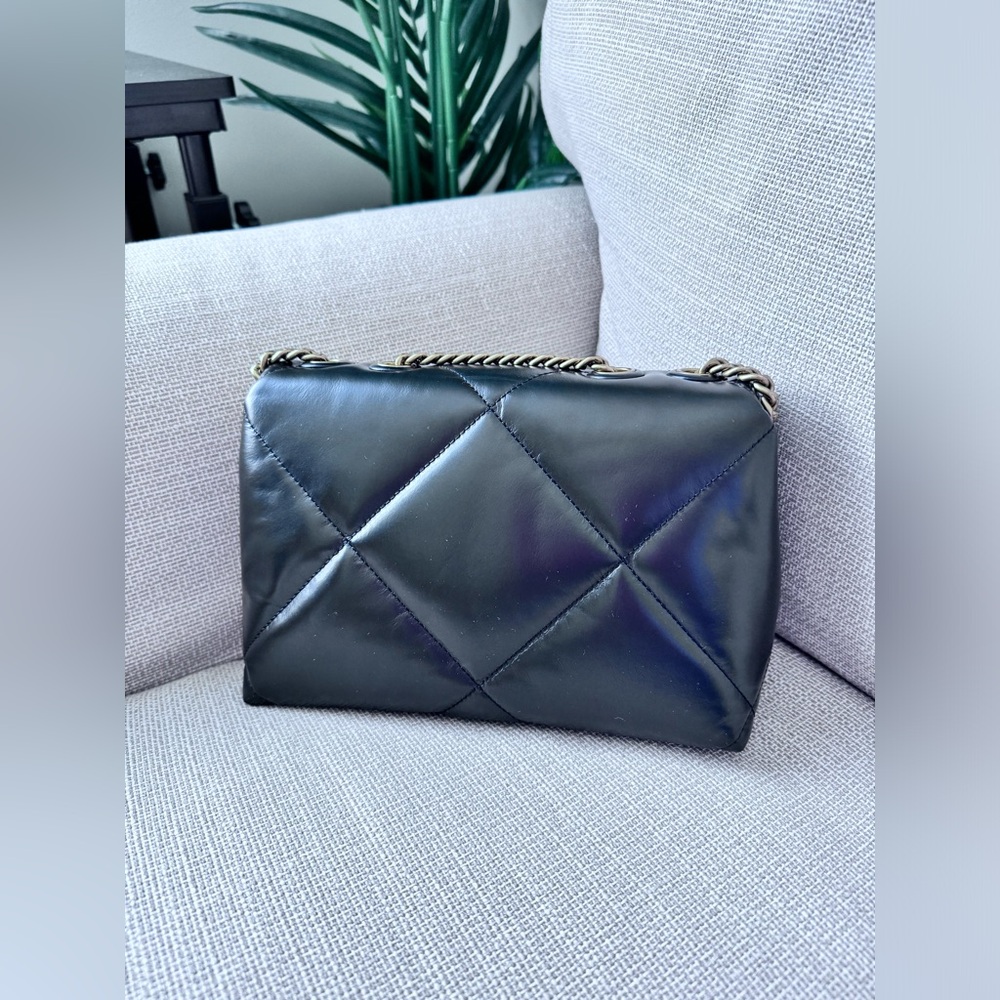 💸 Sale 💸 Authentic Tory Burch Black Diamond Quilt Kira Small Shoulder Bag 🛍️ - Picture 7 of 11